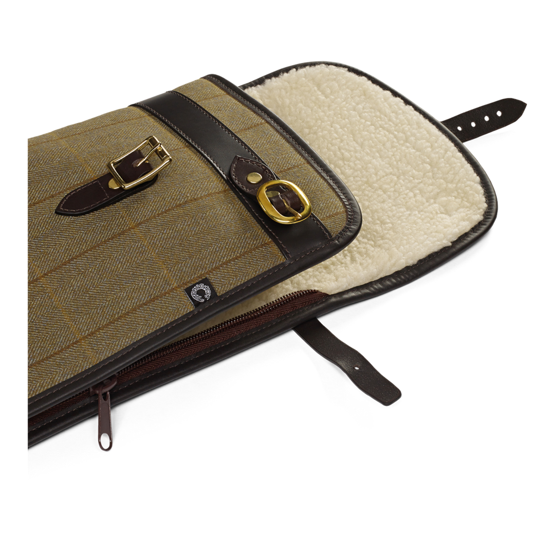 Croots Helmsley Tweed Rifle Slip With Flap And Zip