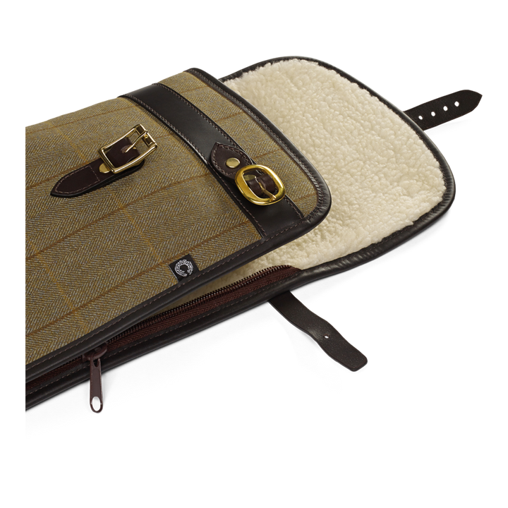 Croots Helmsley Tweed Rifle Slip With Flap And Zip